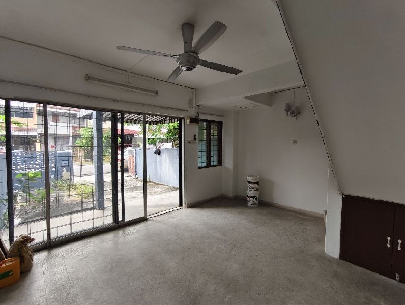 Basic Unit Compact House SS19 Subang Jaya - photo 4