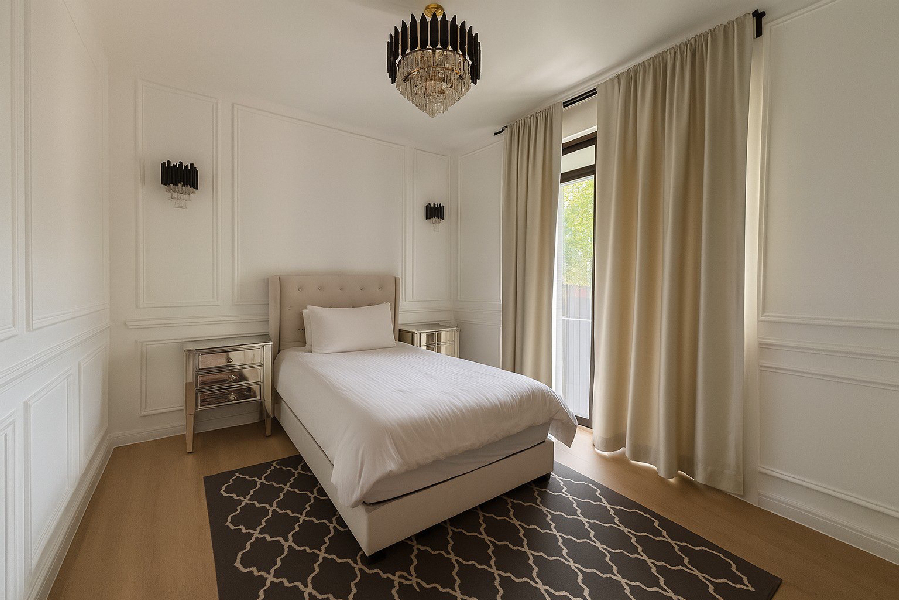 Fully Furnished End Lot 3 Storey Terrace - photo 4