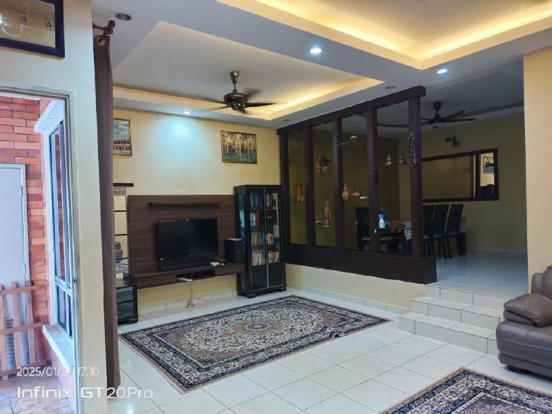 Doule Storey Terrace at Alam Budiman, Shah Alam - photo 6