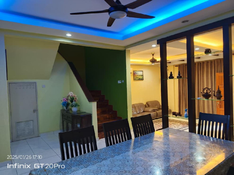 Doule Storey Terrace at Alam Budiman, Shah Alam - photo 7