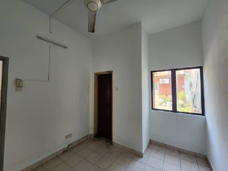 Teres 2 Tingkat Bandar Puteri Klang - photo 4