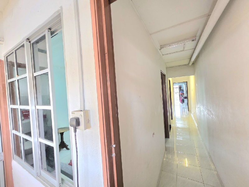 Teres 2 tingkat Seksyen 18, Shah Alam - photo 9