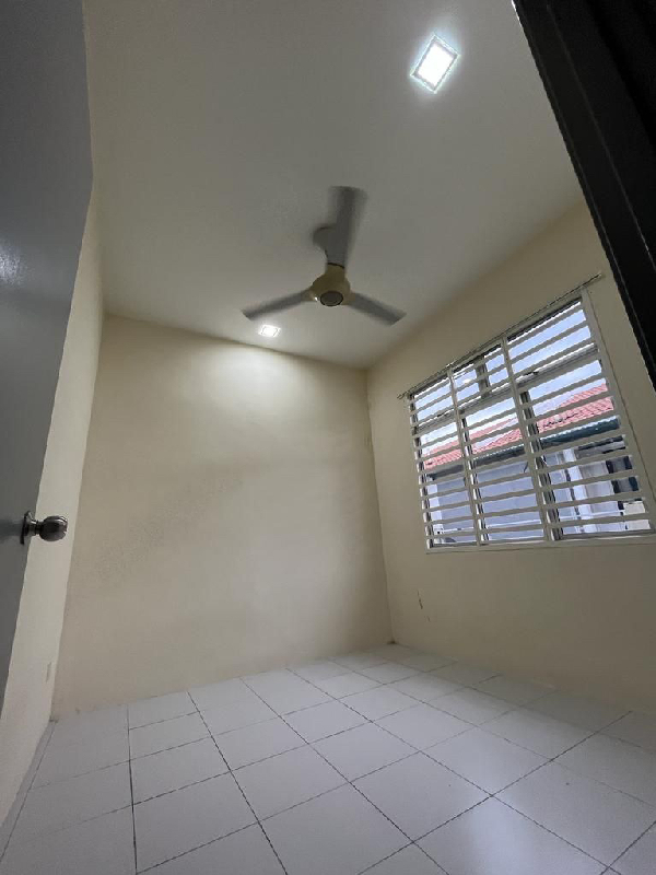 Single Storey Semi D, Bandar Saujana Putra, Puchong - photo 8