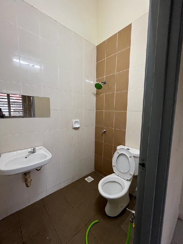 Single Storey Semi D, Bandar Saujana Putra, Puchong - photo 10