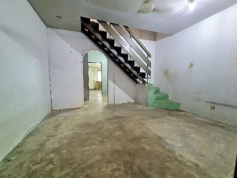 RUMAH TERES DUA TINGKAT SEKSYEN 19 SHAH ALAM - photo 3