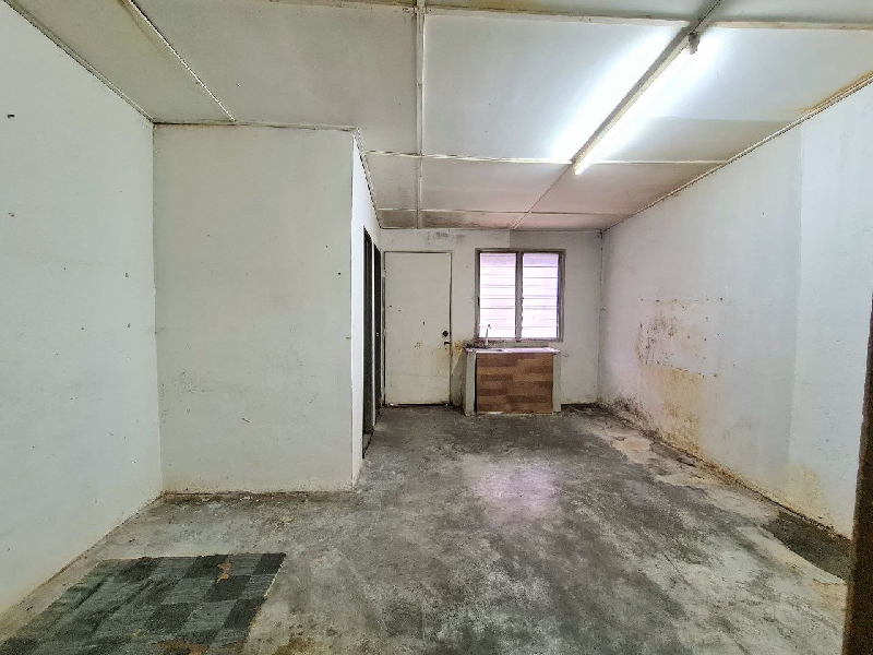 RUMAH TERES DUA TINGKAT SEKSYEN 19 SHAH ALAM - photo 5