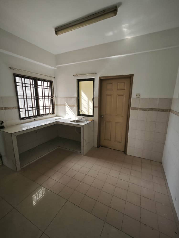 Ready Move In 3 Bedrooms Pelangi Damansara Condo Kota Damansara - photo 8