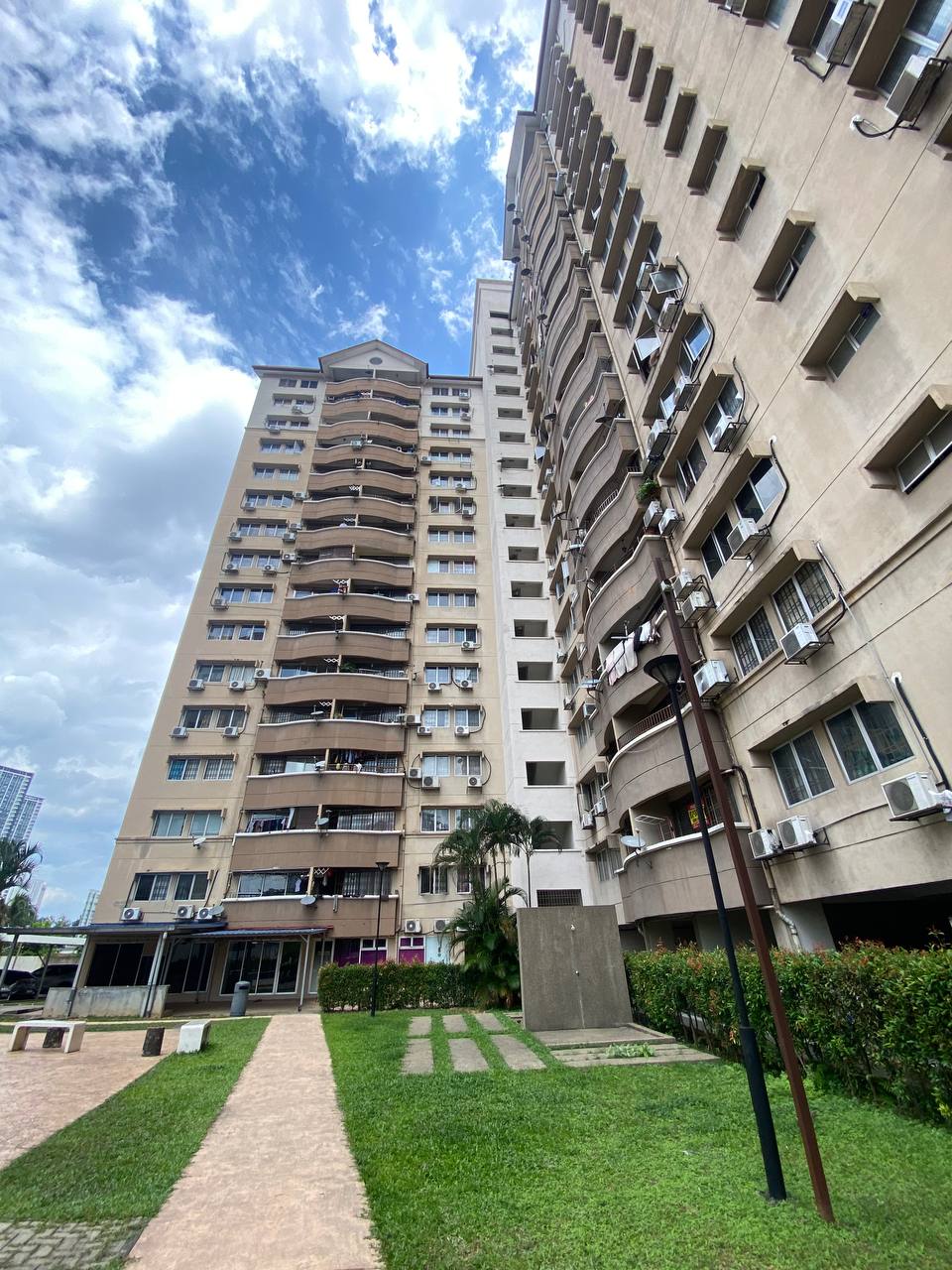 Lower floor Sentul Utama Condo, Sentul, Kuala Lump - photo 4