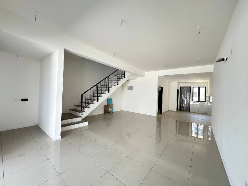 Double Storey Terrace House at Nadira 1, Bandar Bukit Raja, Klang - photo 7
