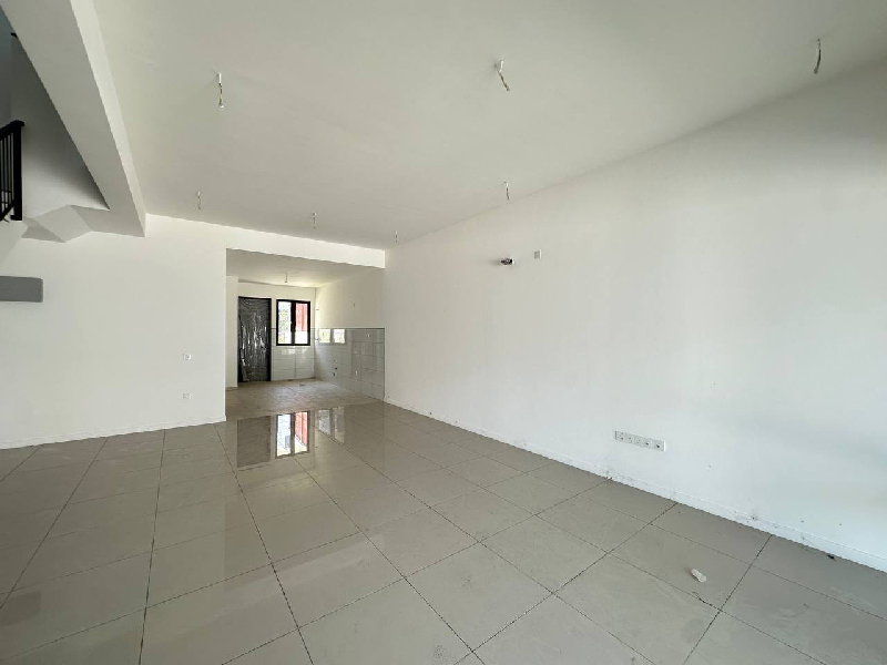 Double Storey Terrace House at Nadira 1, Bandar Bukit Raja, Klang - photo 8