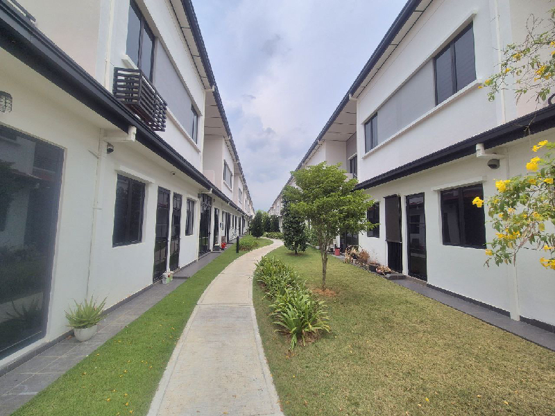 DOUBLE STOREY TERRACE ALMOST FULL FURNISHEDREEF TROPICS, SETIA ECOGLADES, CYBERJAYA - photo 9
