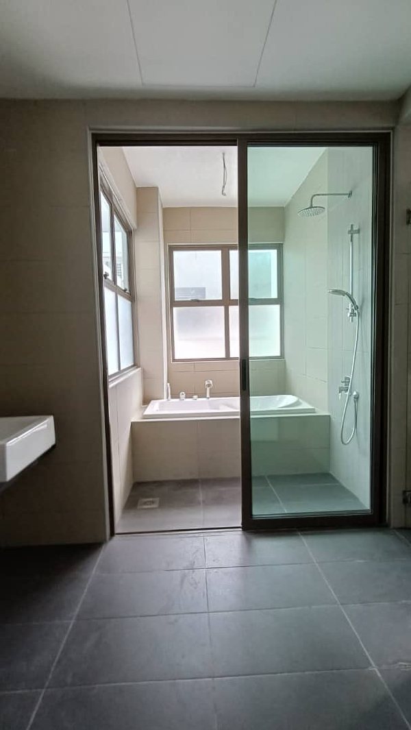 Three storey houseLAKE POINT RESIDENCE CYBER 11 CYBERJAYA SELANGORCYBERJAYASELANGOR - photo 8