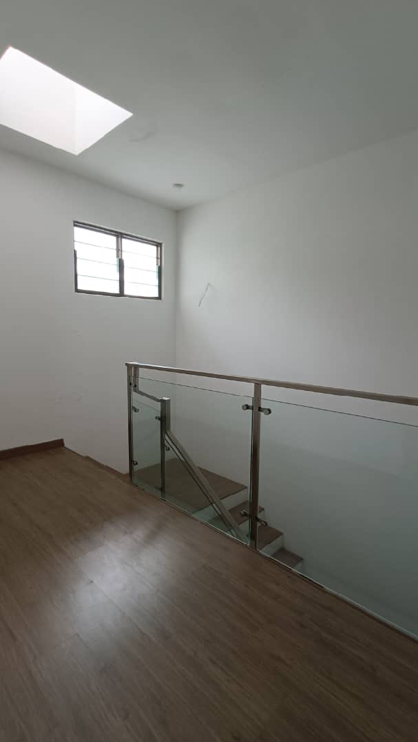 Three storey houseLAKE POINT RESIDENCE CYBER 11 CYBERJAYA SELANGORCYBERJAYASELANGOR - photo 11