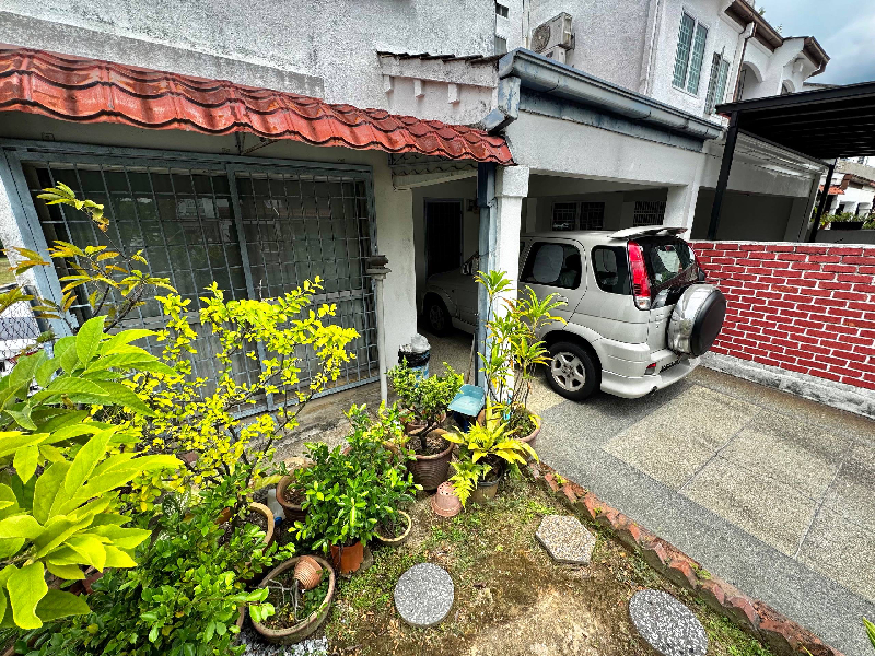 End Lot Double Storey House, USJ 12, Subang Jaya, Near Sekolah - photo 3