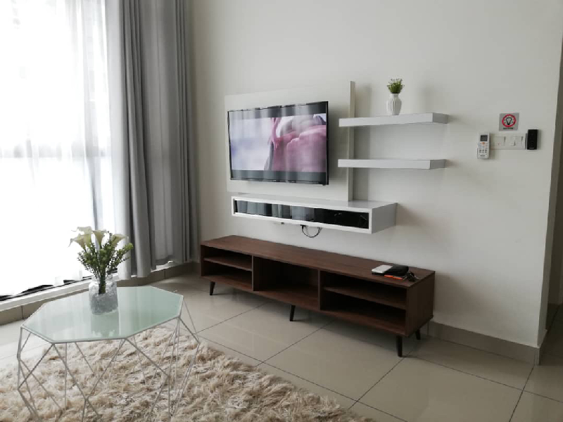 Fully Furnished 2-Bedroom Condo Conezion IOI Res - photo 4