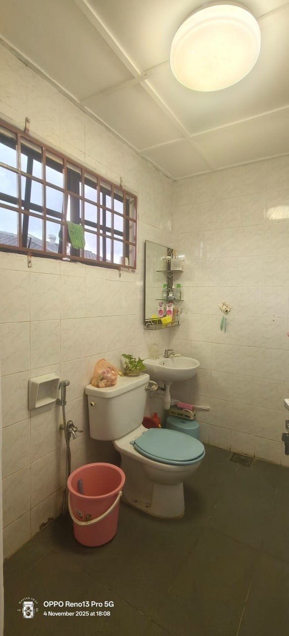 EXTENDEDFREEHOLD, TERES 2 TINGKAT, SEKSYEN 27, SHAH ALAM - photo 11