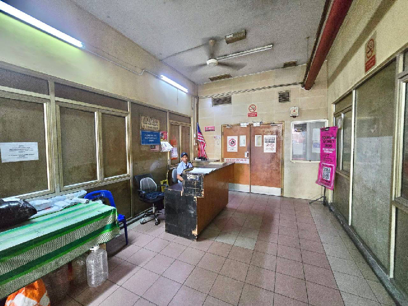 Suria Avenue Apartment, Section 16, Shah Alam - photo 3