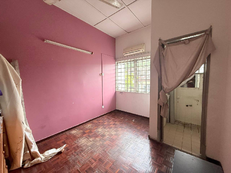 DOUBLE STOREY TERRACESEKSYEN 8 SHAH ALAMFACING OPEN  BELOW MV - photo 6