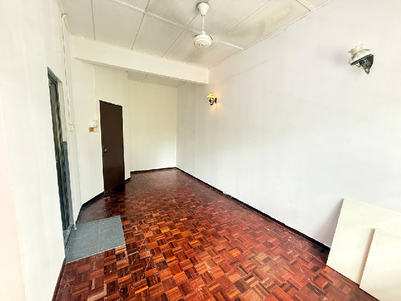 DOUBLE STOREY TERRACESEKSYEN 8 SHAH ALAMFACING OPEN  BELOW MV - photo 8