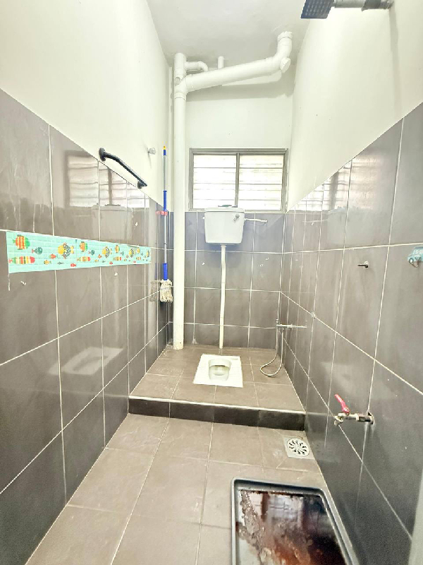 DOUBLE STOREY TERRACESEKSYEN 8 SHAH ALAMFACING OPEN  BELOW MV - photo 13