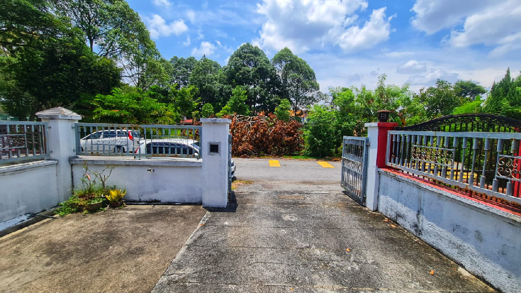 Double Storey Taman Desa Cempaka Nilai - photo 2