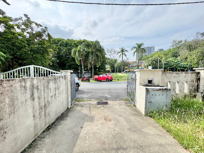 2-STOREY INTERMEDIATE PUNCAK JALIL 9  SERI KEMBANGAN - photo 3