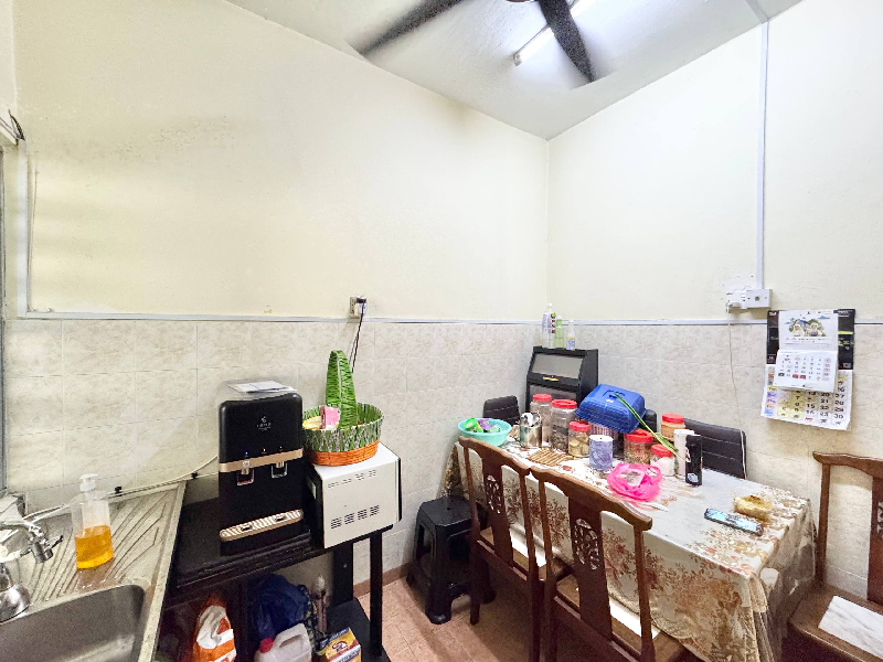 2-STOREY INTERMEDIATE PUNCAK JALIL 9  SERI KEMBANGAN - photo 7