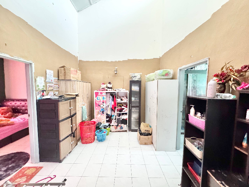 2-STOREY INTERMEDIATE PUNCAK JALIL 9  SERI KEMBANGAN - photo 12