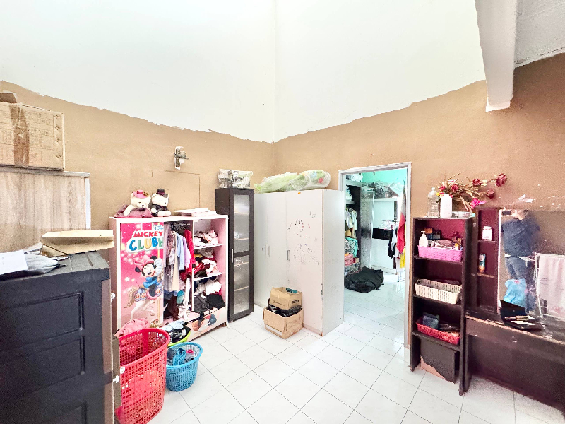 2-STOREY INTERMEDIATE PUNCAK JALIL 9  SERI KEMBANGAN - photo 13