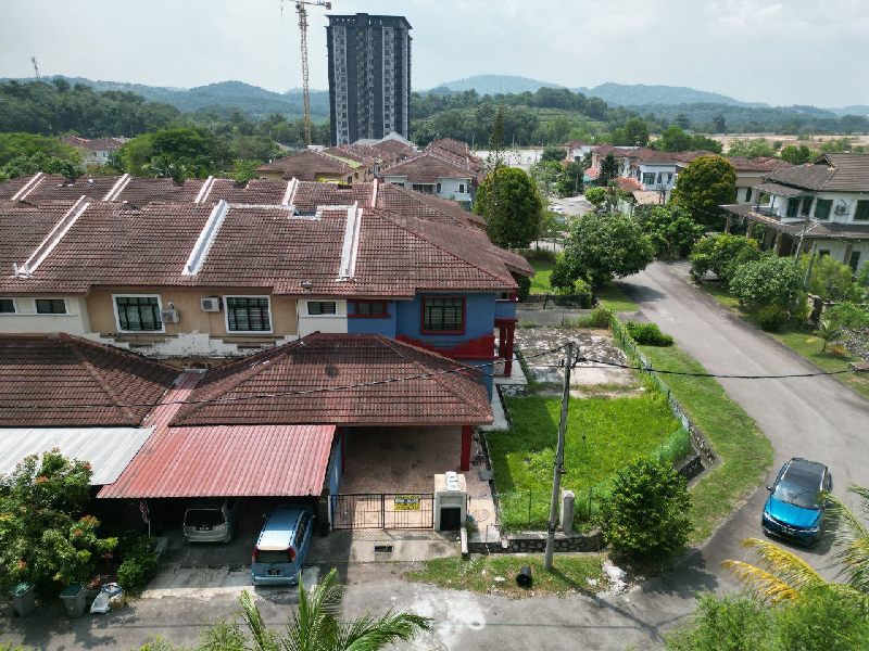 Facing open Double Storey Corner Taman Desa Nila - photo 11