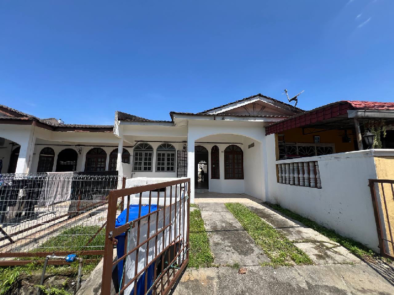 Newly Painted Single Storey Terrace House Taman Alam Megah, Seksyen 27, Shah Alam For Sale