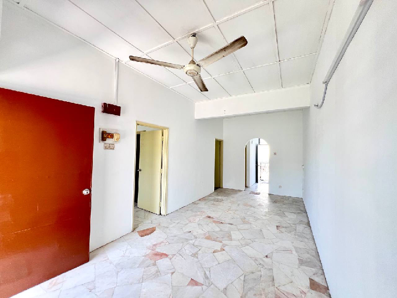 Newly Painted Single Storey Terrace House Taman Alam Megah, Seksyen 27, Shah Alam For Sale - photo 3