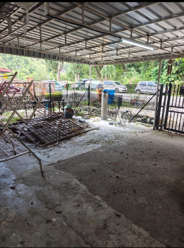Single Storey Terrace Seksyen 4 Shah Alam Selangor - photo 3