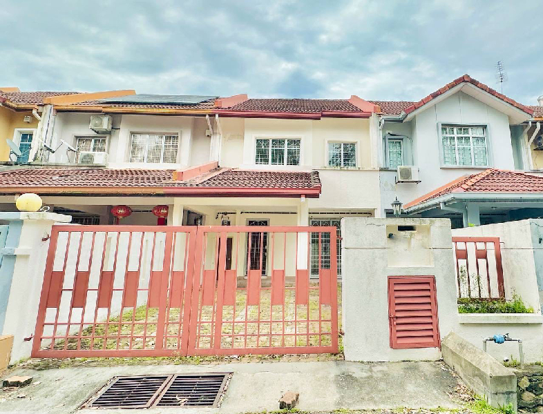 Double Storey Terrace, Seksyen 10, Putra Permai ,Putra Heights, Subang Jaya