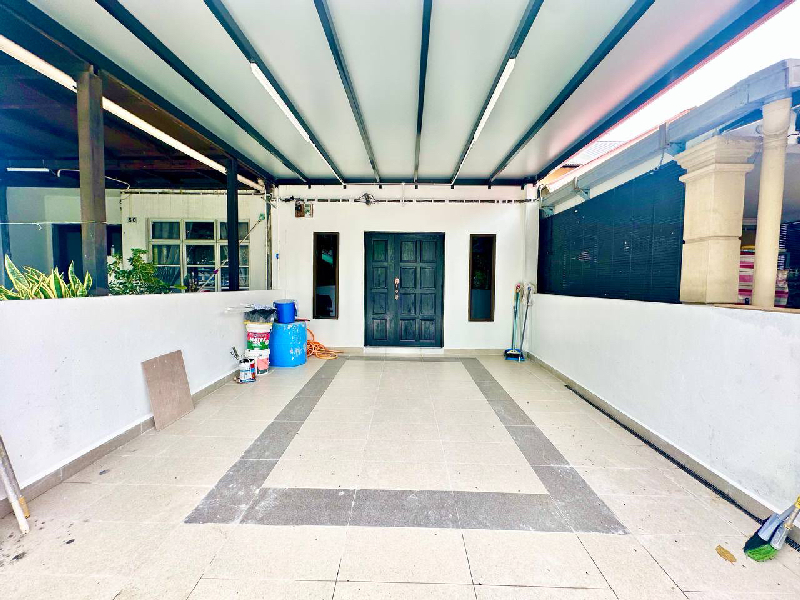 REFURBISHED 2 Storey Terrace Jalan Sri Damak Taman Sri Andalas Klang - photo 3