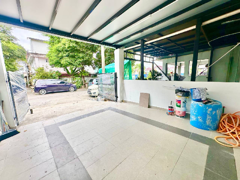 REFURBISHED 2 Storey Terrace Jalan Sri Damak Taman Sri Andalas Klang - photo 4