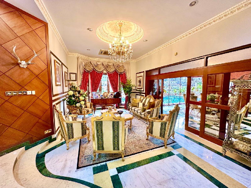 HUGE POOL Bungalow 2 Storey Kemensah Heights - photo 12