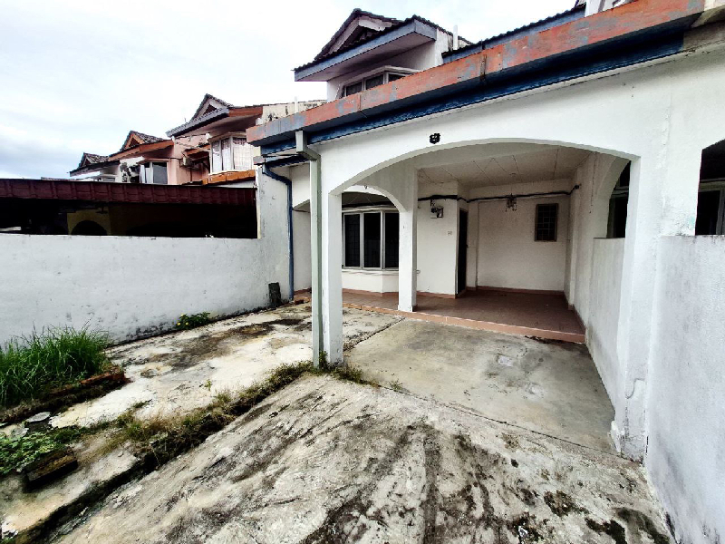 Double Storey Terrace, USJ 13, Subang Jaya