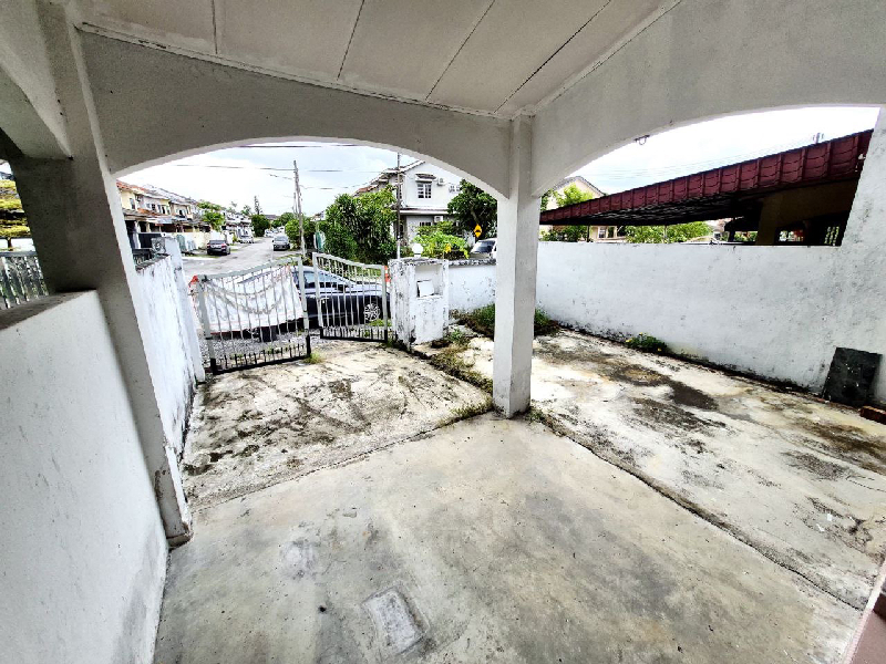 Double Storey Terrace, USJ 13, Subang Jaya - photo 3
