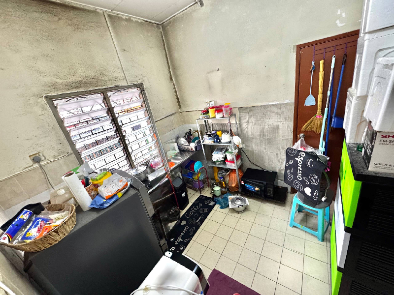 Single Storey House Taman Lestari Putra, Seri Kembangan - photo 3