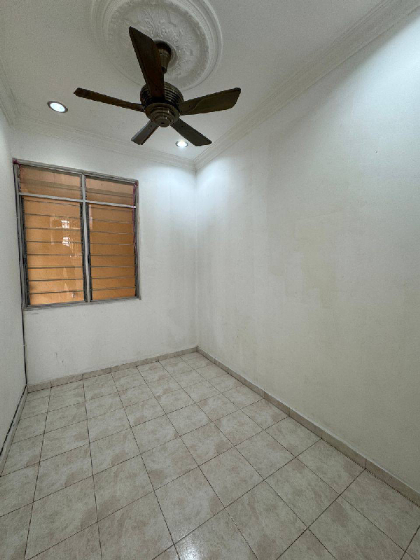 Freehold Corner Lot Semi-D Cluster at Bandar Seri Putra, Bangi Kajang - photo 11