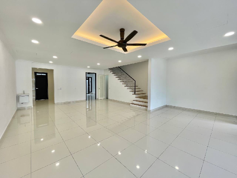 Superlink Terrace Lagenda Gardens @ Jalan Teratak, Bukit Jelutong  - photo 4