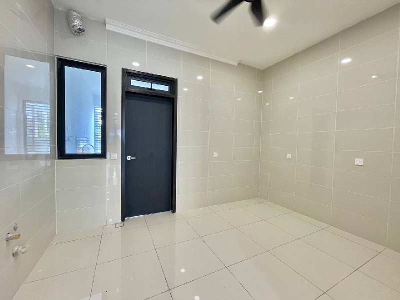 Superlink Terrace Lagenda Gardens @ Jalan Teratak, Bukit Jelutong  - photo 8