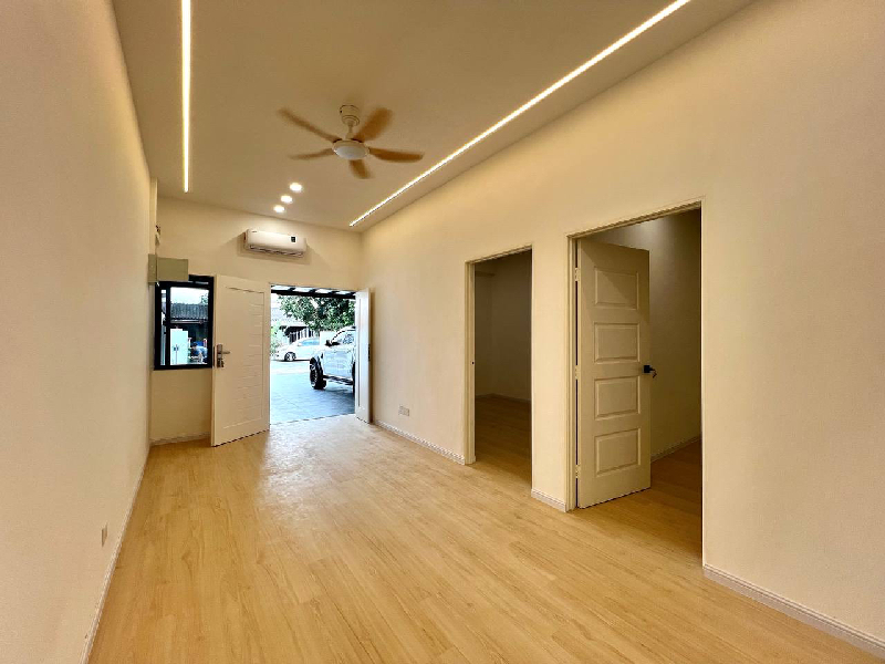 Single Storey Terrace House, Taman Setapak, KL - photo 2