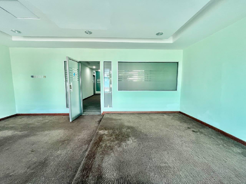 First Floor Shoplot Seksyen 24, Shah Alam - photo 11