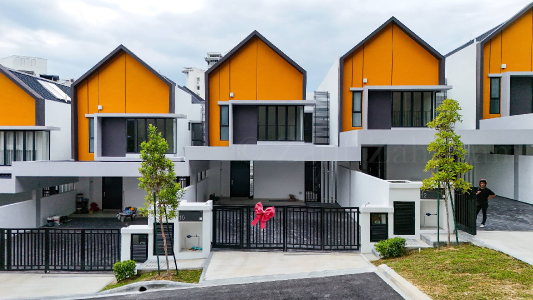 2Storey Superlink Home East 57, Taman Melawati, Kuala Lumpur