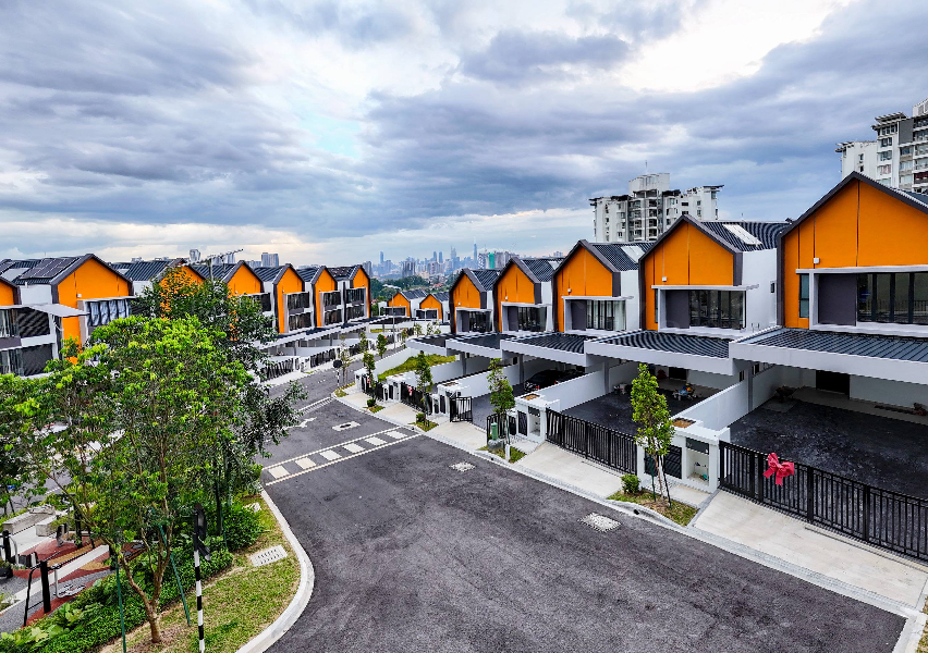 2Storey Superlink Home East 57, Taman Melawati, Kuala Lumpur - photo 4