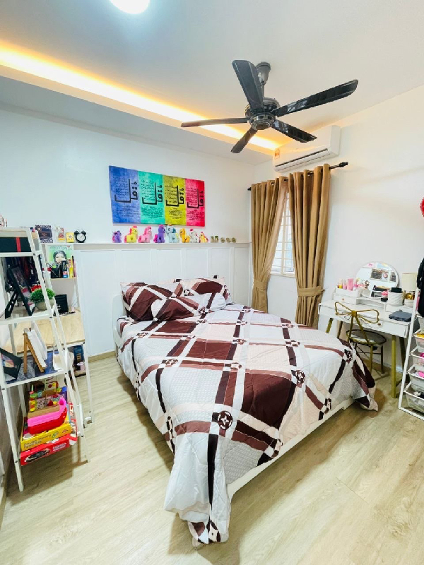 BEAUTIFUL FULLY FURNISHED Apartment DeCendana Setia Alam - photo 12
