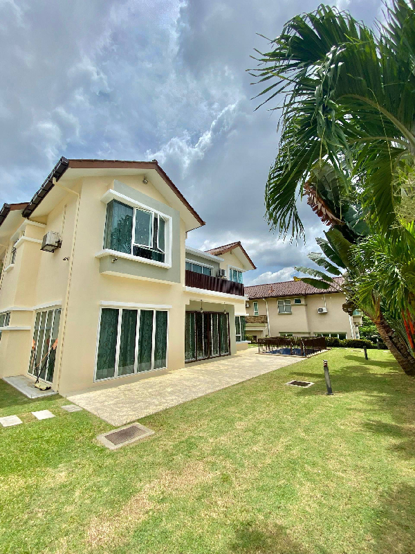 Banglo Double Storey, Teratai Villas Kayangan Heights, Seksyen U9, Shah Alam