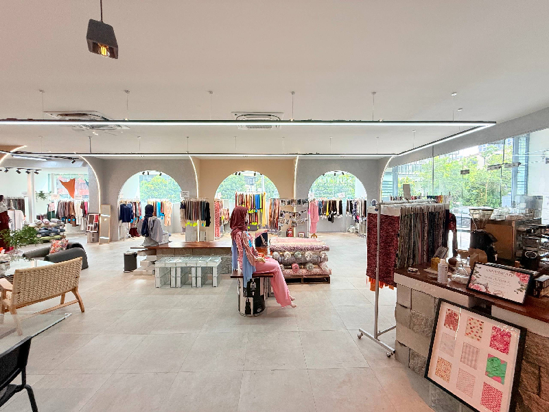 Warehouse  Commercial space TAMAN SHAMELIN PERKASA, CHERAS, KL - photo 3